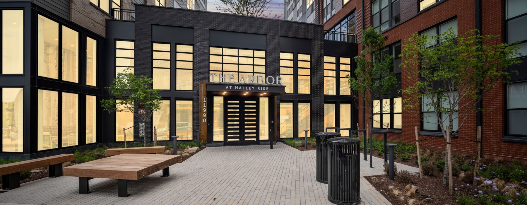 Luxury Apartments in Reston, VA - The Arbor at Halley Rise 